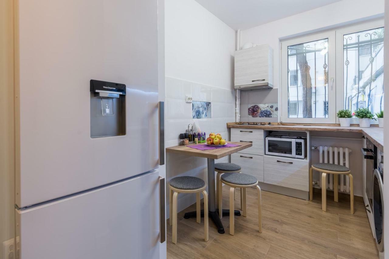 Central Stylish & Cozy One Bedroom Apartment - Adela Accommodation - Ideal For Long Stays Βουκουρέστι Εξωτερικό φωτογραφία