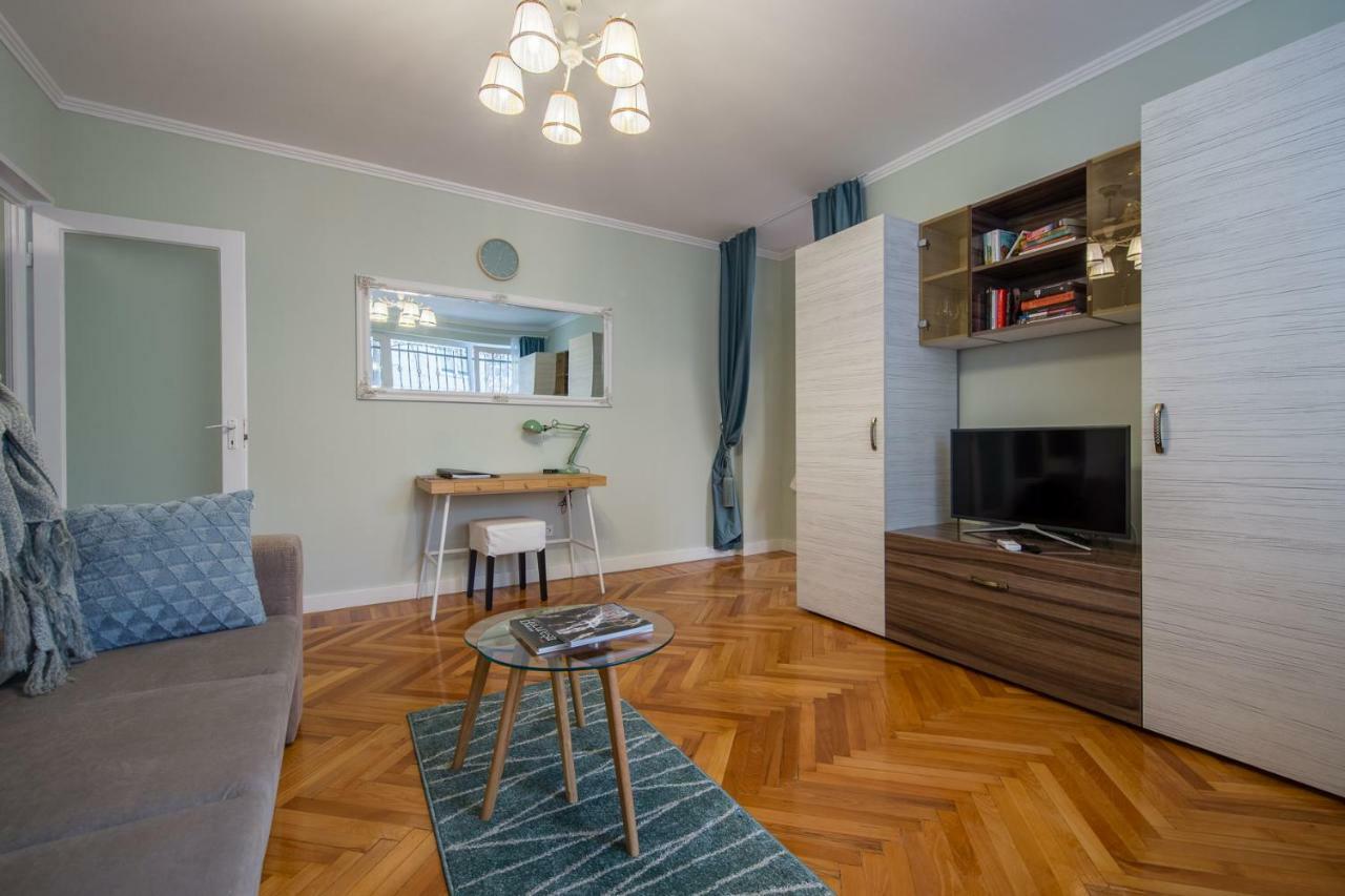 Central Stylish & Cozy One Bedroom Apartment - Adela Accommodation - Ideal For Long Stays Βουκουρέστι Εξωτερικό φωτογραφία